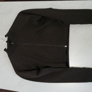 Alphlete Amplify Crop Top in Evergreen